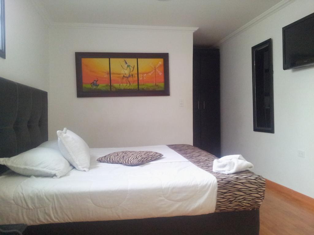 Hotel Santiago Plaza Bogota Room photo